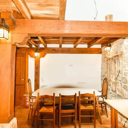 La Casita Azul, Preciosa Casa De Montana Navajeda